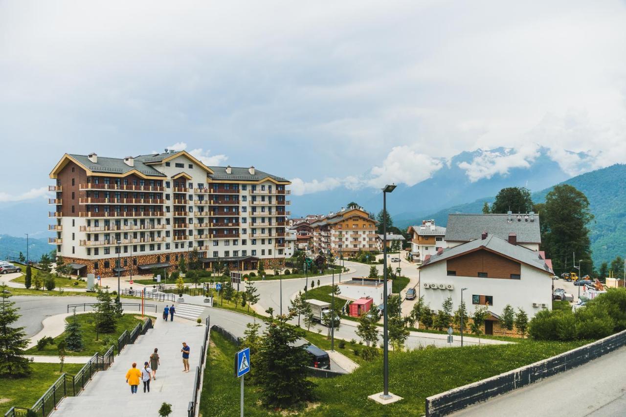 Rosa Ski Inn Hotel Rosa Khutor Esto-Sadok Exterior foto